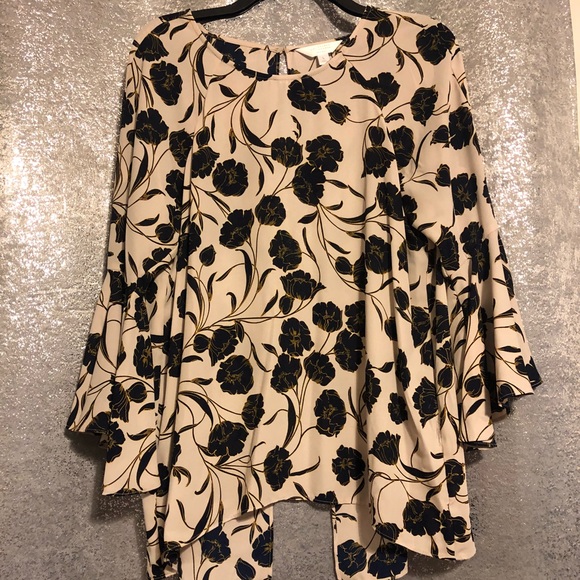 Lauren Conrad blouse - Picture 1 of 4